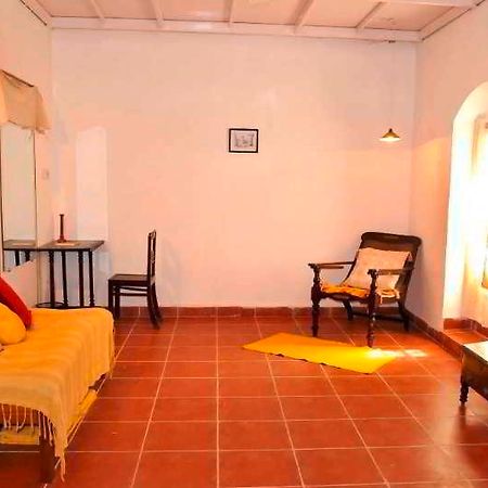 Mitaroy Suites Goa Pangim Exterior foto